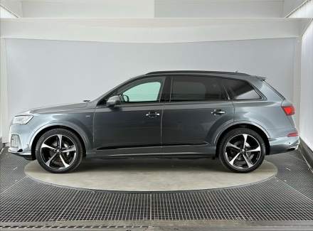 Audi - Q7