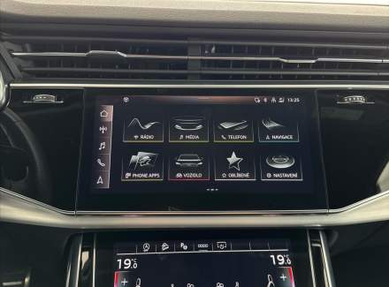 Audi - Q7
