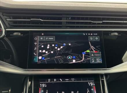 Audi - Q7