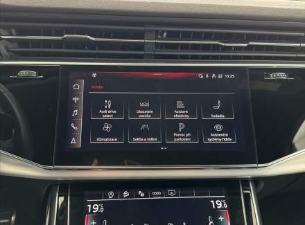 Audi - Q7