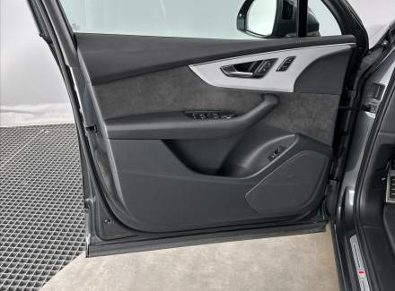 Audi - Q7