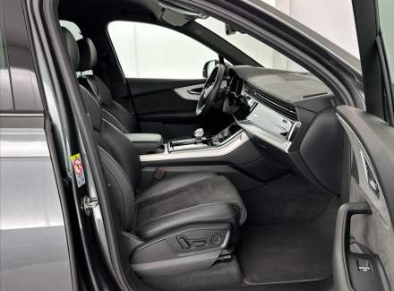 Audi - Q7