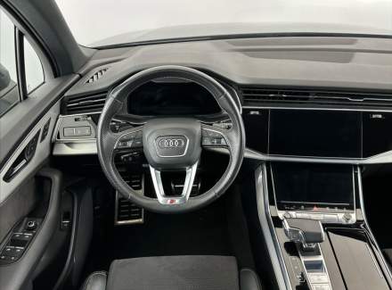 Audi - Q7