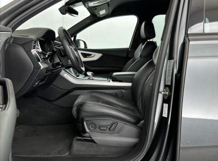 Audi - Q7