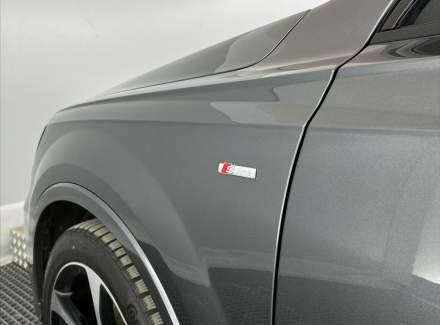 Audi - Q7
