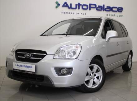 Kia - Carens