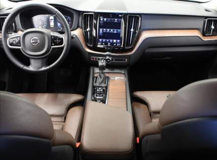 Volvo - XC60