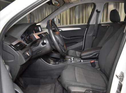BMW - X1