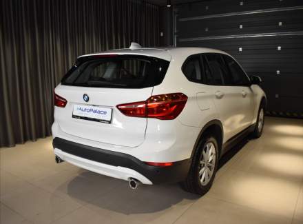 BMW - X1