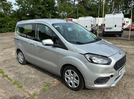 Ford - Tourneo Courier