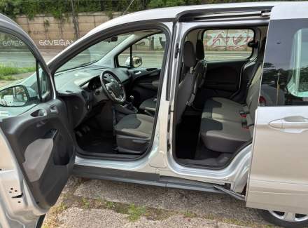 Ford - Tourneo Courier