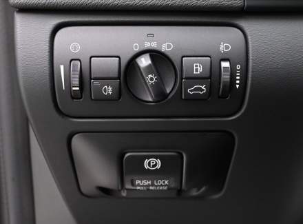Volvo - V60
