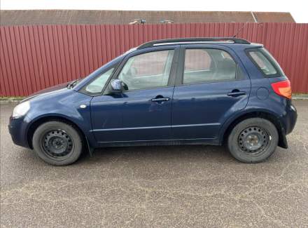 Suzuki - SX4