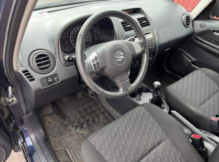 Suzuki - SX4