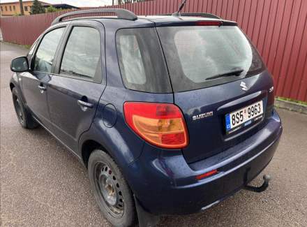Suzuki - SX4