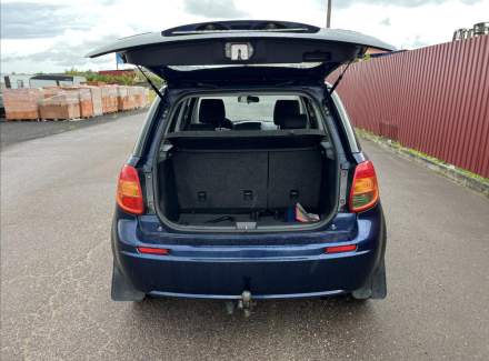 Suzuki - SX4