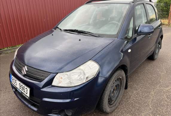 Suzuki - SX4