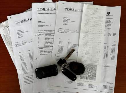 Porsche - Cayenne