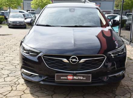 Opel - Insignia