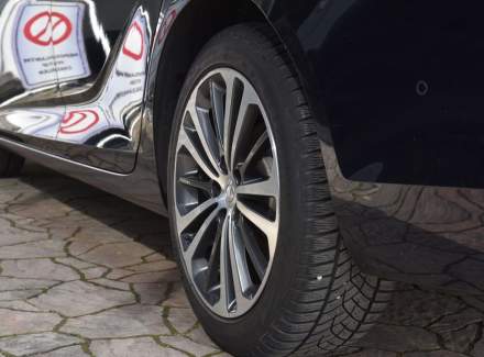 Opel - Insignia