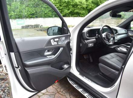Mercedes-Benz - GLS