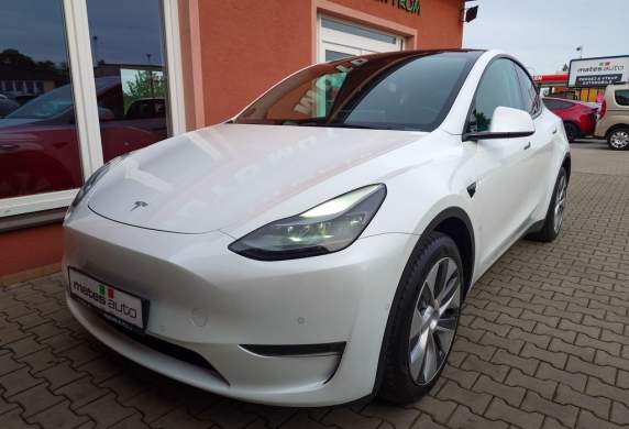 Tesla - Model Y