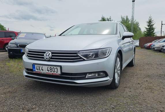 Volkswagen - Passat