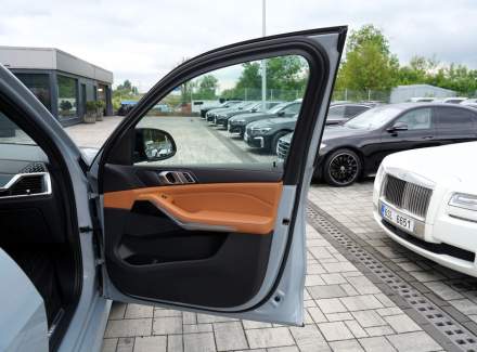 BMW - X5