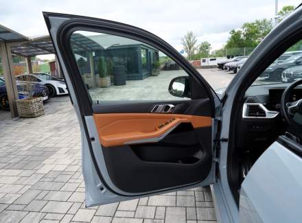 BMW - X5