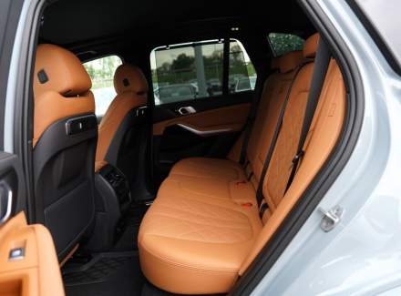 BMW - X5