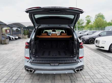 BMW - X5