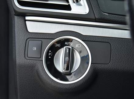 Mercedes-Benz - E-class