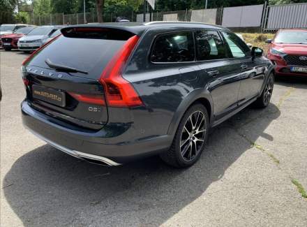 Volvo - V90