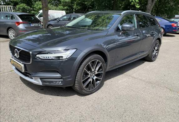 Volvo - V90