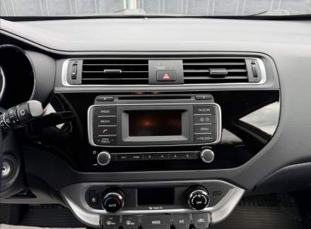 Kia - Rio