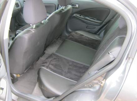 Nissan - Almera