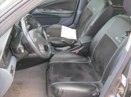 Nissan - Almera