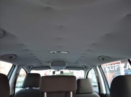 Volkswagen - Touran