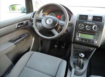 Volkswagen - Touran