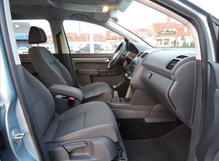 Volkswagen - Touran