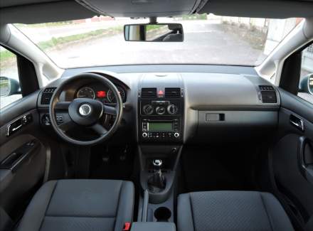 Volkswagen - Touran