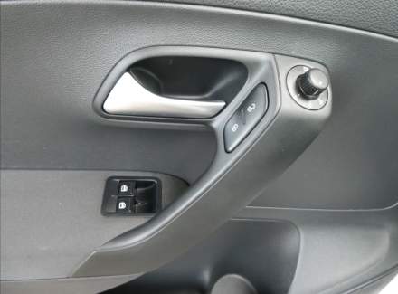 Volkswagen - Polo