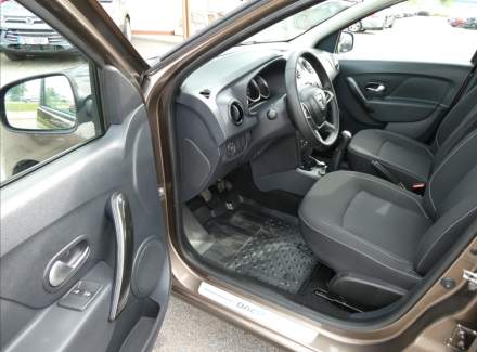 Dacia - Sandero