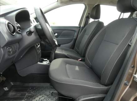 Dacia - Sandero
