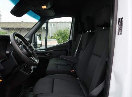 Mercedes-Benz - Sprinter