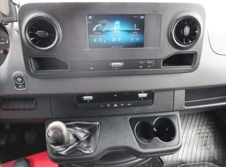 Mercedes-Benz - Sprinter