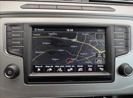 Volkswagen - Passat