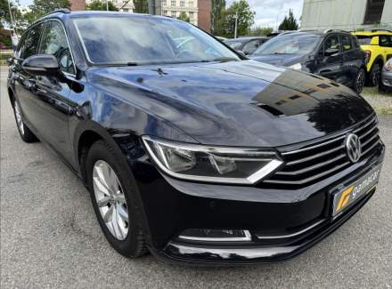 Volkswagen - Passat