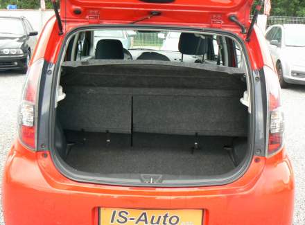 Daihatsu - Sirion