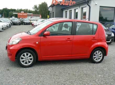 Daihatsu - Sirion